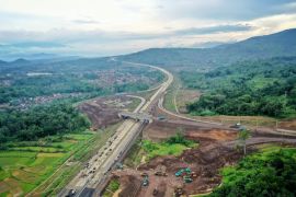 Tol Cisumdawu menuju arah Cipali beroperasi pukul 06.00 hingga 15.00 WIB