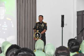 Danrem 131/Santiago sebut peran Persit dalam keluarga harus menonjol