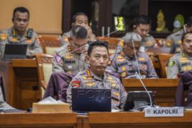 Raker Komisi III DPR dengan Kapolri Page 1 Small