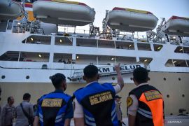 Pelni Medan: Keberangkatan KM Kelud diundur karena tambah waktu sandar