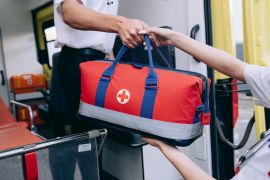 Eni Lubricant gandeng PMI beri layanan ganti oli gratis untuk ambulans