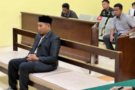 Mantan Bupati Bener Meriah divonis satu tahun enam bulan akibat kulit harimau