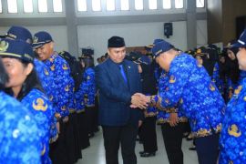 178 PNS Formasi Tahun 2019 Labura disumpah