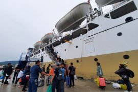 Pelayaran KM Tilongkabila dari Luwuk menuju Kendari dipadati pemudik Lebaran