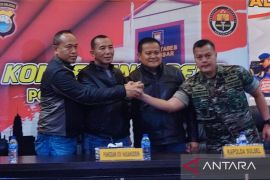 Kapolda-Pangdam damaikan perselisihan personil TNI-Polri di Makassar