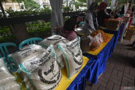 PASAR MURAH SULTENG EKONOMI SYARIAH EXPO Page 4 Small