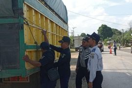 Dishub Paser periksa kendaraan antisipasi kecelakaan jelang Idul Fitri