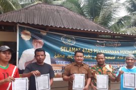 Kades Batu Gajah ajak warganya taati maklumat Kapolres Palas tentang larangan jual beli petasan hingga miras