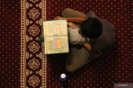 Manfaat iktikaf dan perbuatan yang bisa membatalkannya