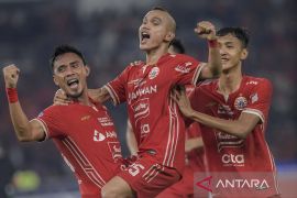 Maman Abdurahman umumkan pensiun dari sepak bola profesional