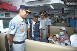Kementerian BUMN Lepas 15 Ribu Peserta Mudik Bersama BUMN 2023 Moda Kereta Api