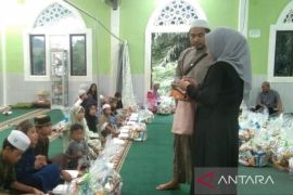 Ini tips melatih anak untuk berpuasa ala psikolog