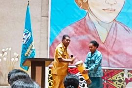 Bupati: Perempuan Papua harus percaya diri dan cerdas berpolitik