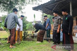 Santri di Kediri dilatih tanam pisang untuk pemberdayaan ekonomi pesantren