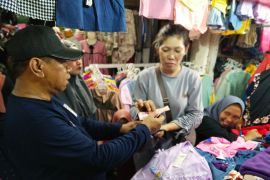 Dirum Perumda Pasar Makassar tinjau pasar jelang Lebaran 2023