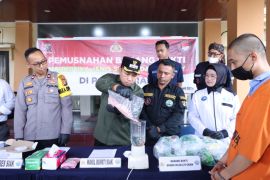Polisi musnahkan 20 kilogram sabu-sabu dan 1.813 pil ekstasi