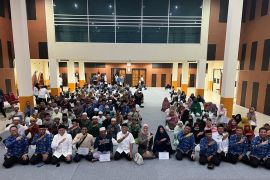 Ribuan honorer non-ASN di Kubu Raya-Kalbar diberikan THR