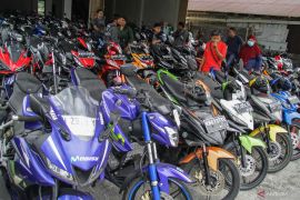Ingin beli motor bekas? Simak 10 tips ini agar tidak tertipu