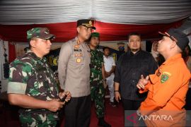 Bupati - Kapolres Tapsel tinjau Pos Pam Lebaran