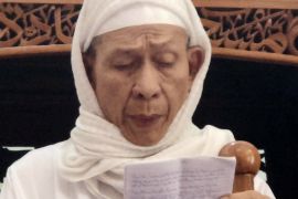 Kaum Muslim diingatkan jangan hubungkan gerhana matahari dengan bukan-bukan