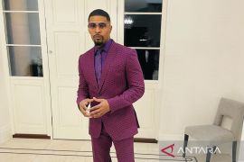 Jamie Foxx masih dirawat di Rumah Sakit karena komplikasi
