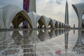 PLN Jabar pastikan listrik sejumlah lokasi prioritas aman saat Lebaran 1444 H