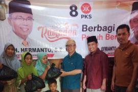 Hermanto sambangi daerah pemilihan di akhir Ramadan 1444 Hijriah