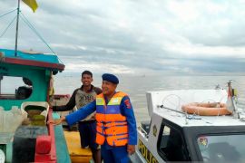 Polres Asahan patroli  periksa kapal nelayan cegah masuknya barang terlarang