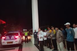 LEBARAN 2023 - Bupati Bangka Tengah lepas seratusan kendaraan takbir keliling