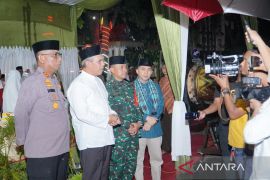 Pj. Bupati Kampar lepas pawai kendaraan hias di malam takbiran