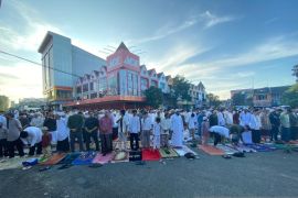 Lebaran 2023 - KH Anwar Abbas khatib Salat Id di Balikpapan