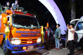 Ratusan kendaraan Damkar pawai Takbir keliling Pontianak meriahkan malam Idul Fitri