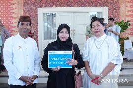 Ingin Naik Pesawat, Doa Linda Diijabah Dapat Umroh Gratis