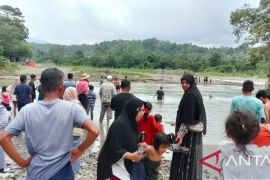 Wisata lebaran ke Krueng Tiro, pemuda Pidie tenggelam