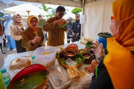 Festival Pecel Pincuk manjakan pemudik berlebaran di Kota Madiun