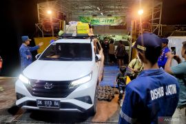 H+2 Lebaran, penyeberangan Situbondo-Madura terpantau ramai lancar