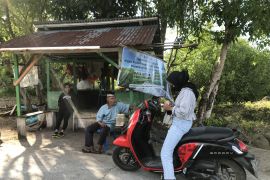 Penghasilan penjaga Jembatan Pulau Osi meningkat saat libur  Lebaran