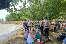 Polres Pasaman Barat turunkan puluhan personel amankan kegiatan di objek wisata