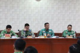 Pemkot Jaksel perbaiki jalan berlubang jelang KTT ASEAN