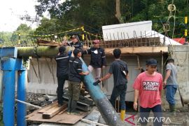 Perumdam dan Kementerian PUPR upayakan perbaikan pipa induk yang bocor