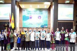 ULM-PT Adaro salurkan beasiswa senilai Rp10 miliar pada 2023