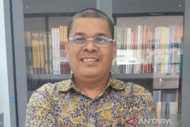 Budayawan Kalsel dukung pelestarian kain tenun ikat Sarigading khas HSU