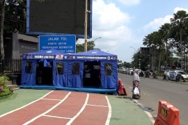 Cukup bawa KTP, pemudik dapat vaksin COVID-19 gratis di Simpang Gadog