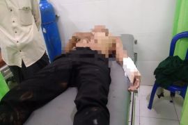 Rem blong di hutan Mamben Lombok Timur, motor pasutri tabrak pohon