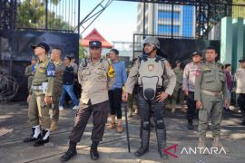 2.150 aparat gabungan diturunkan untuk jaga aksi Hari Buruh di Makassar