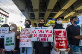 Mahasiswa di Kalsel sampaikan lima tuntutan saat aksi "May Day"