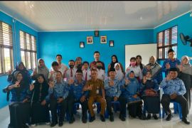 Dilepas Korwil Pendidikan, enam murid SD Bukit Batu Ikuti OSN Kabupaten