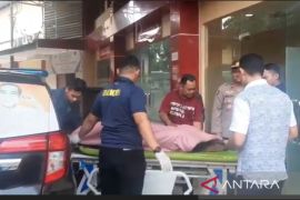 Jenazah  pelaku penembakan di Kantor MUI Pusat tiba di RS Polri