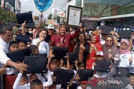 Program laptop gratis 9.400 unit Pemkot Madiun pecahkan Rekor MURI