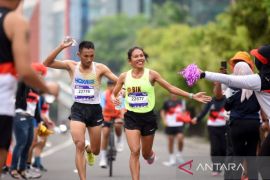 Atlet lari jarak jauh terbang lebih awal ke Kamboja untuk aklimatisasi